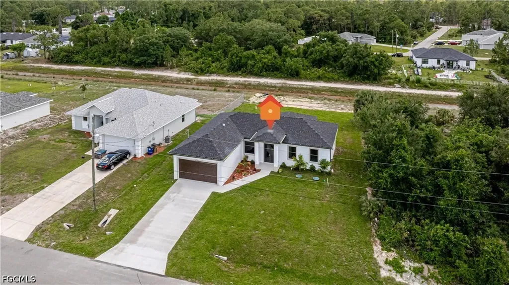 2705 Darlene Place Lehigh Acres FL 33971