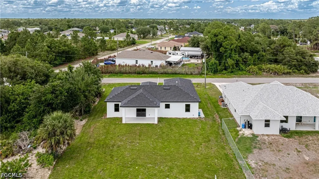 2705 Darlene Place Lehigh Acres FL 33971