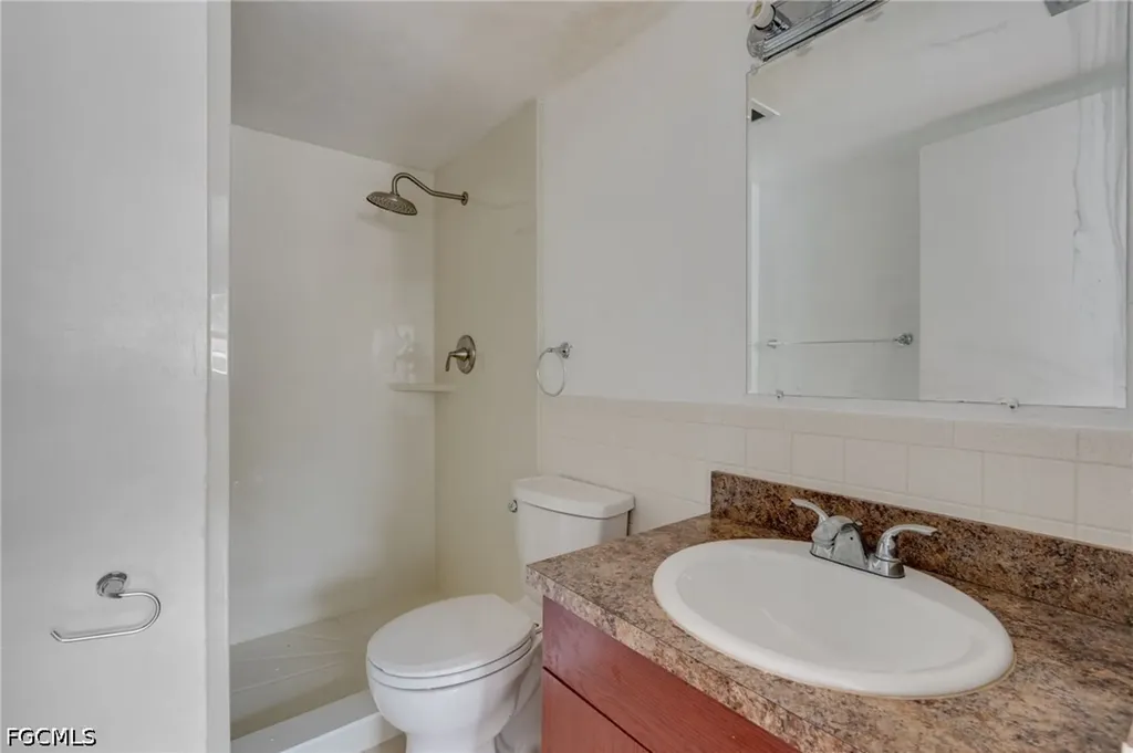 2828 Jackson Street Fort Myers FL 33901