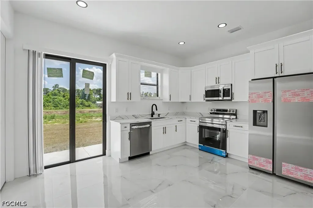 2803 1st Street W Lehigh Acres FL 33971