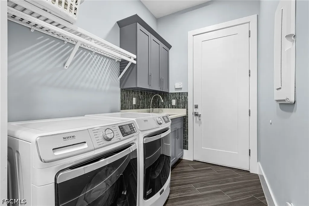 8800 Woodgate Manor Court Fort Myers FL 33908
