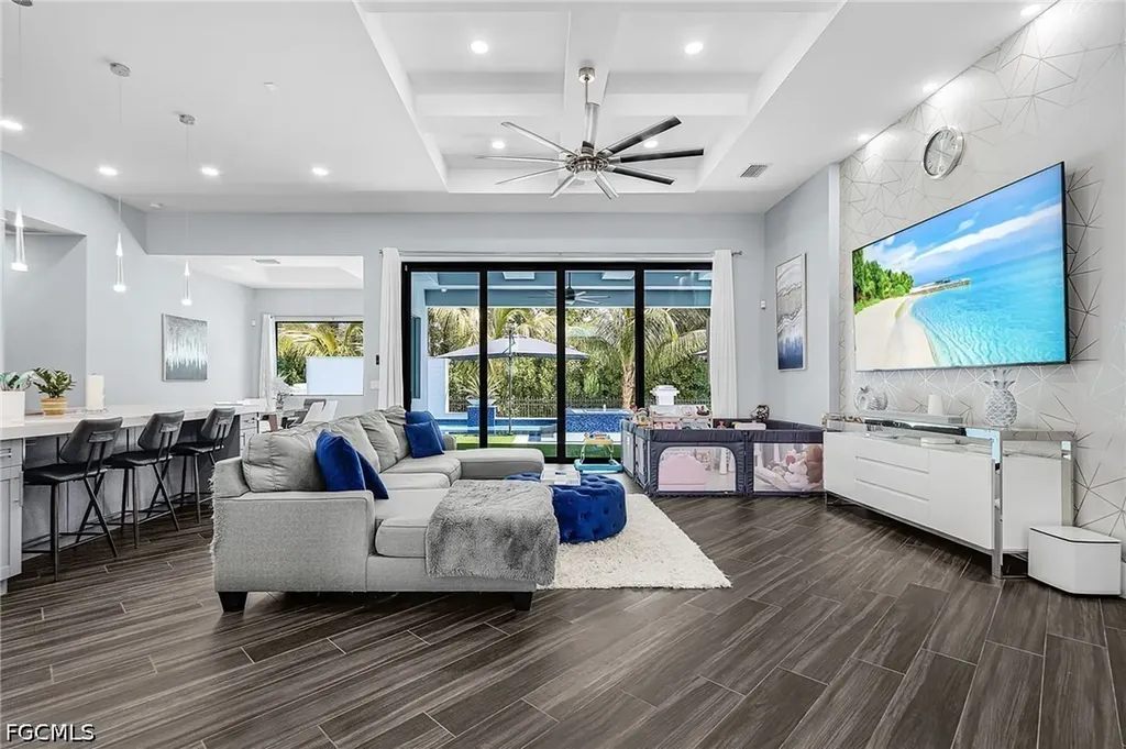 8800 Woodgate Manor Court Fort Myers FL 33908