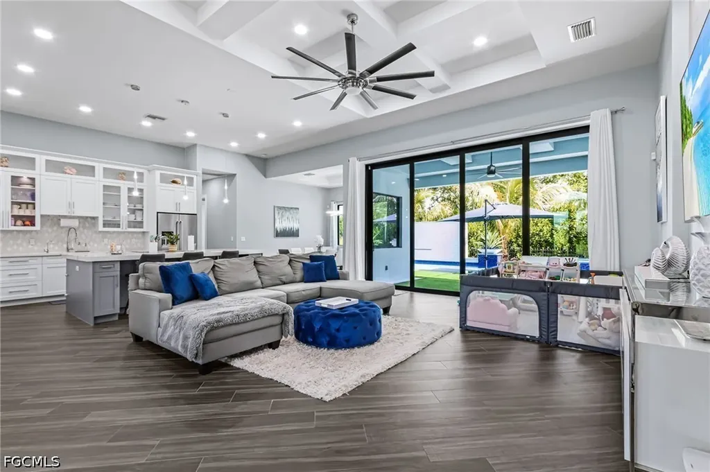 8800 Woodgate Manor Court Fort Myers FL 33908