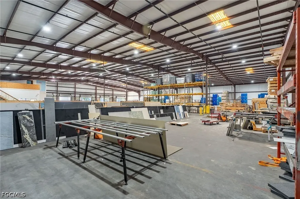 3520 Old Metro Parkway Fort Myers FL 33916