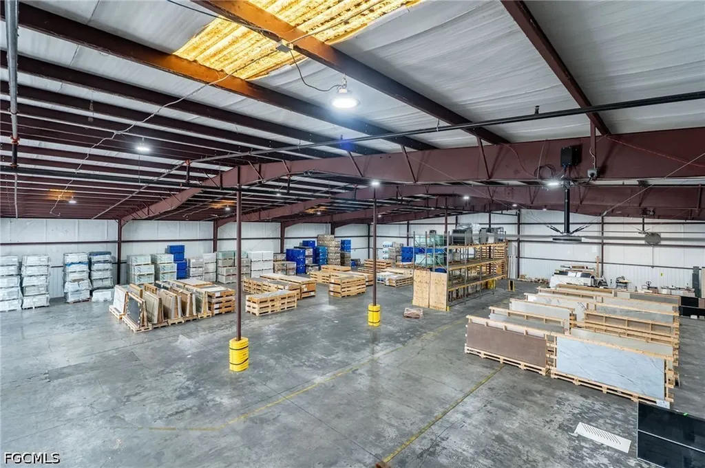 3520 Old Metro Parkway Fort Myers FL 33916