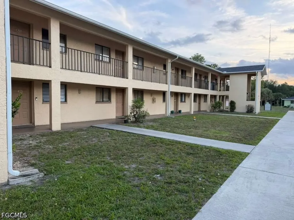 618 Gerald Avenue Lehigh Acres FL 33936
