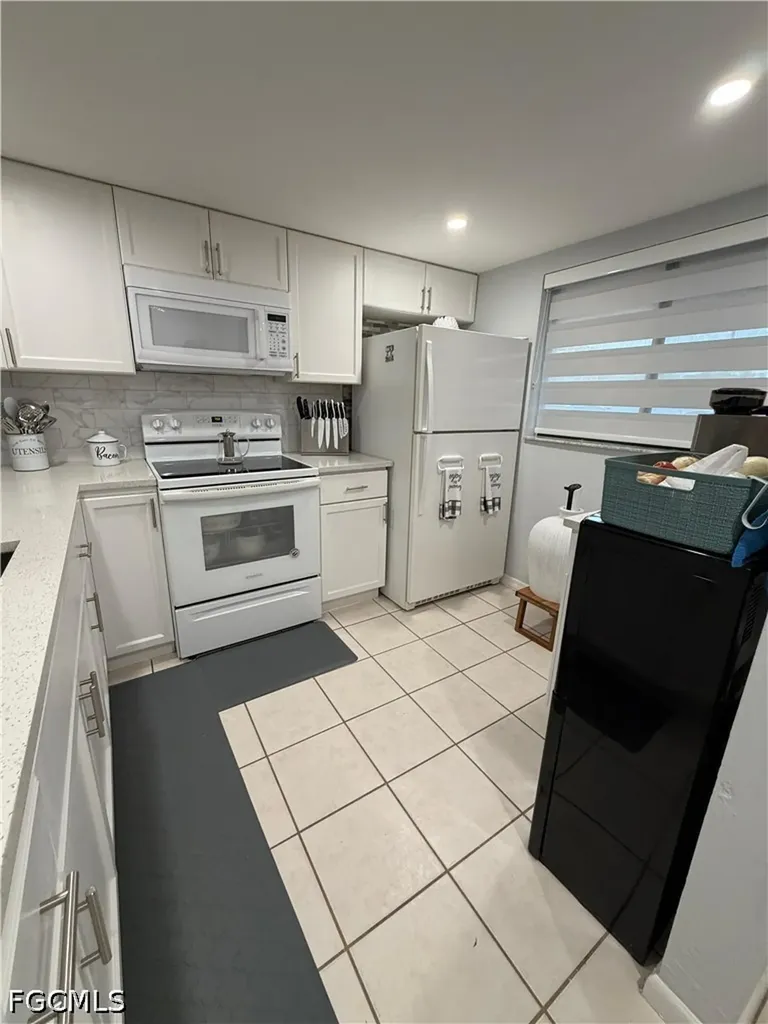 618 Gerald Avenue Lehigh Acres FL 33936