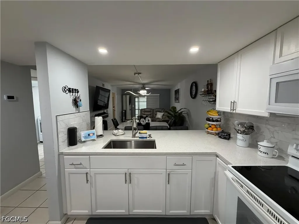 618 Gerald Avenue Lehigh Acres FL 33936
