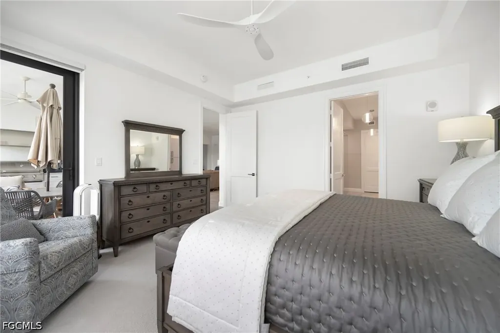 1125 Central Avenue Naples FL 34102