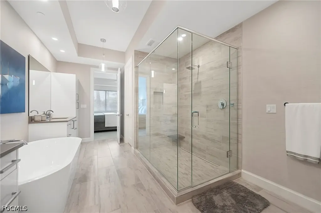 1125 Central Avenue Naples FL 34102