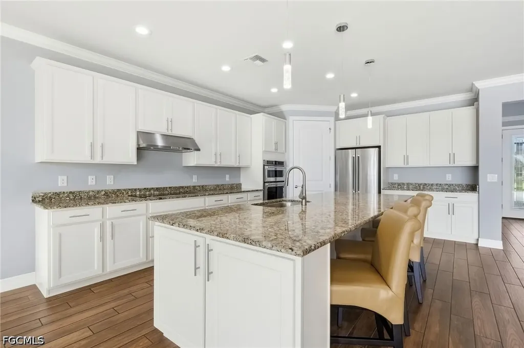 11701 Bowes Circle Fort Myers FL 33913