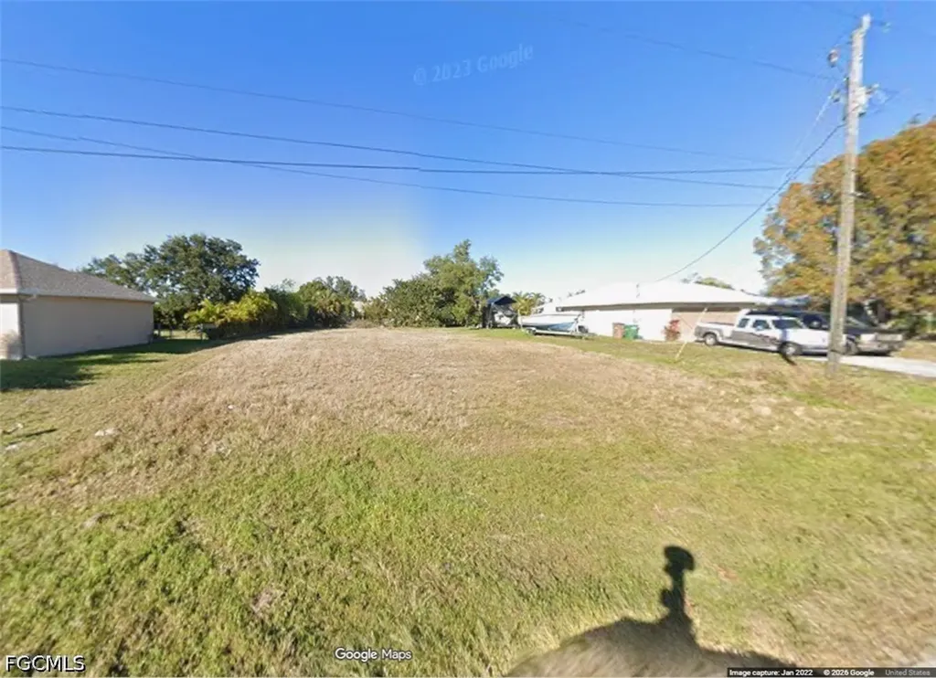 2203 NE 21st Place Cape Coral FL 33909
