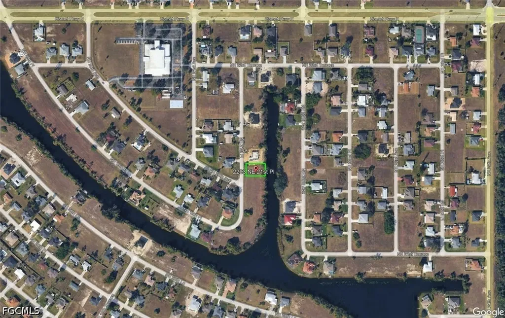 2203 NE 21st Place Cape Coral FL 33909