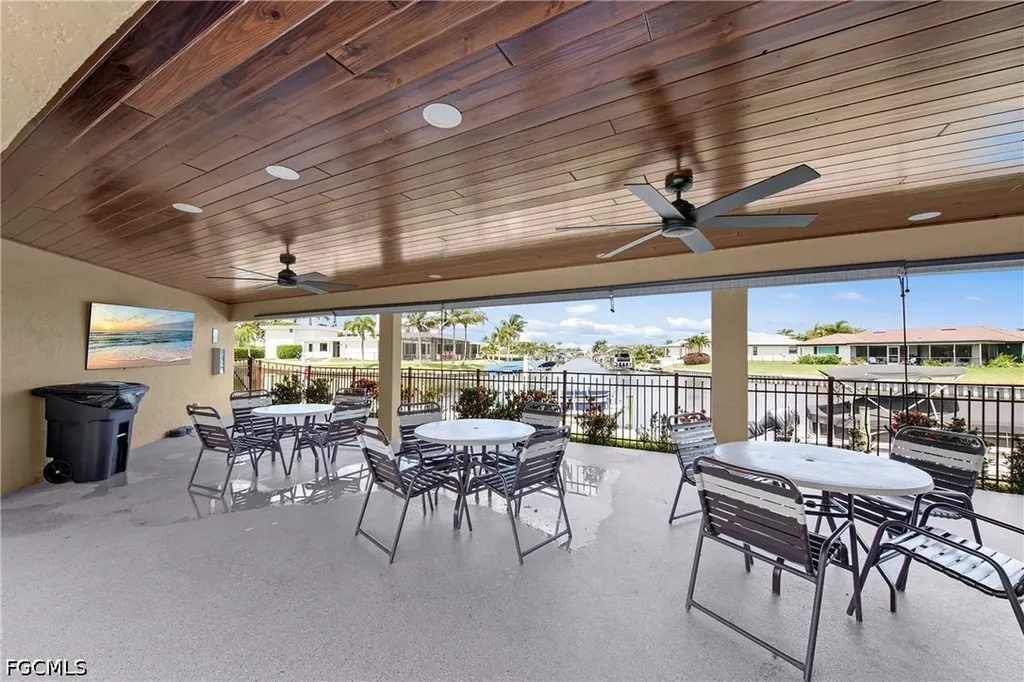4309 Mariner Way Fort Myers FL 33919