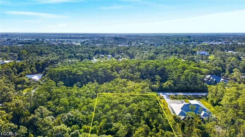 25504 Busy Bee Drive Bonita Springs FL 34135