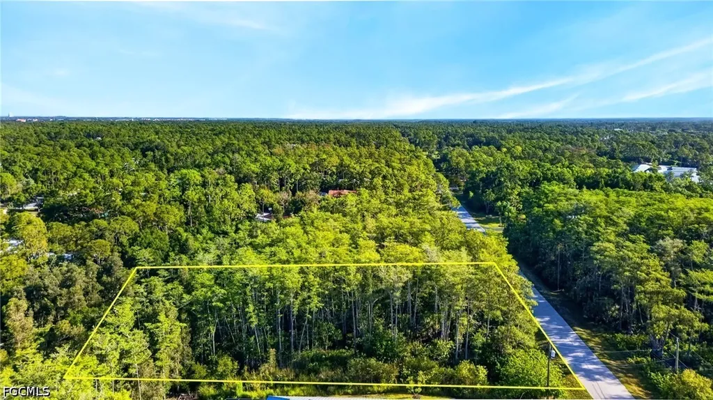 25504 Busy Bee Drive Bonita Springs FL 34135