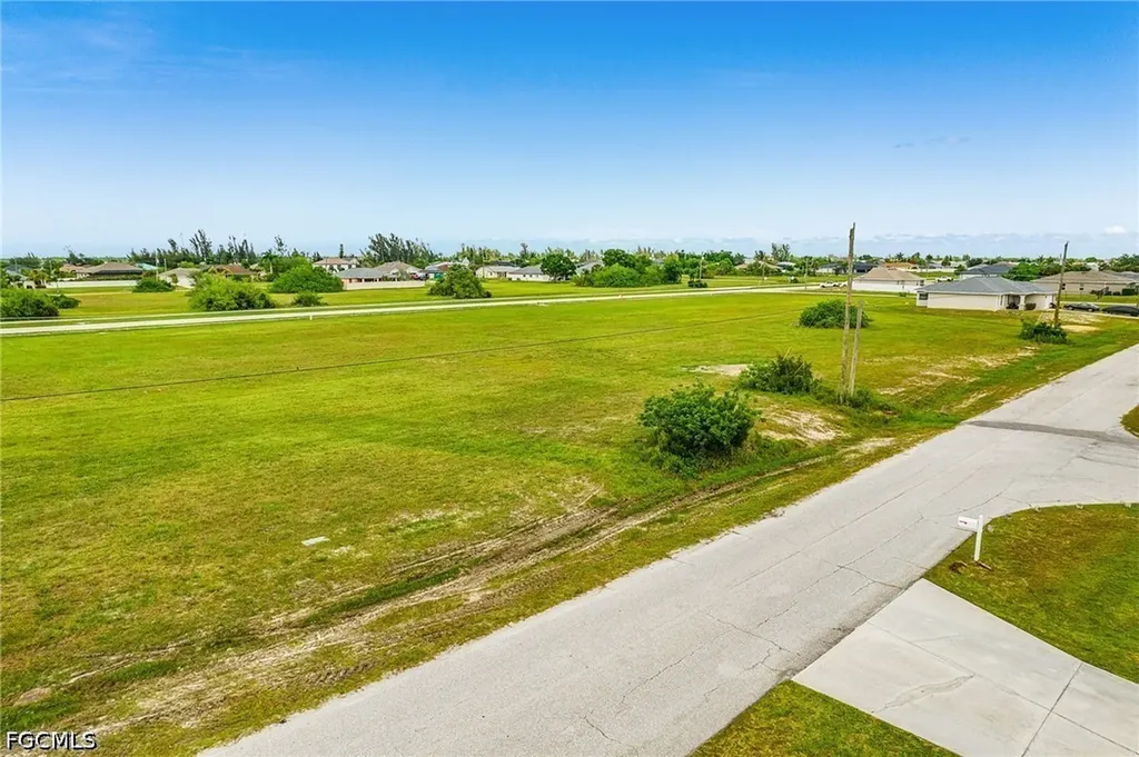 3003 NW 7th Terrace Cape Coral FL 33993