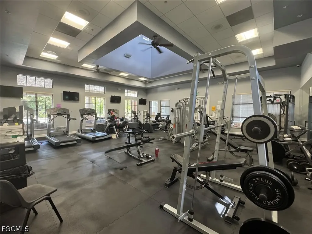 12482 Kentwood Avenue Fort Myers FL 33913