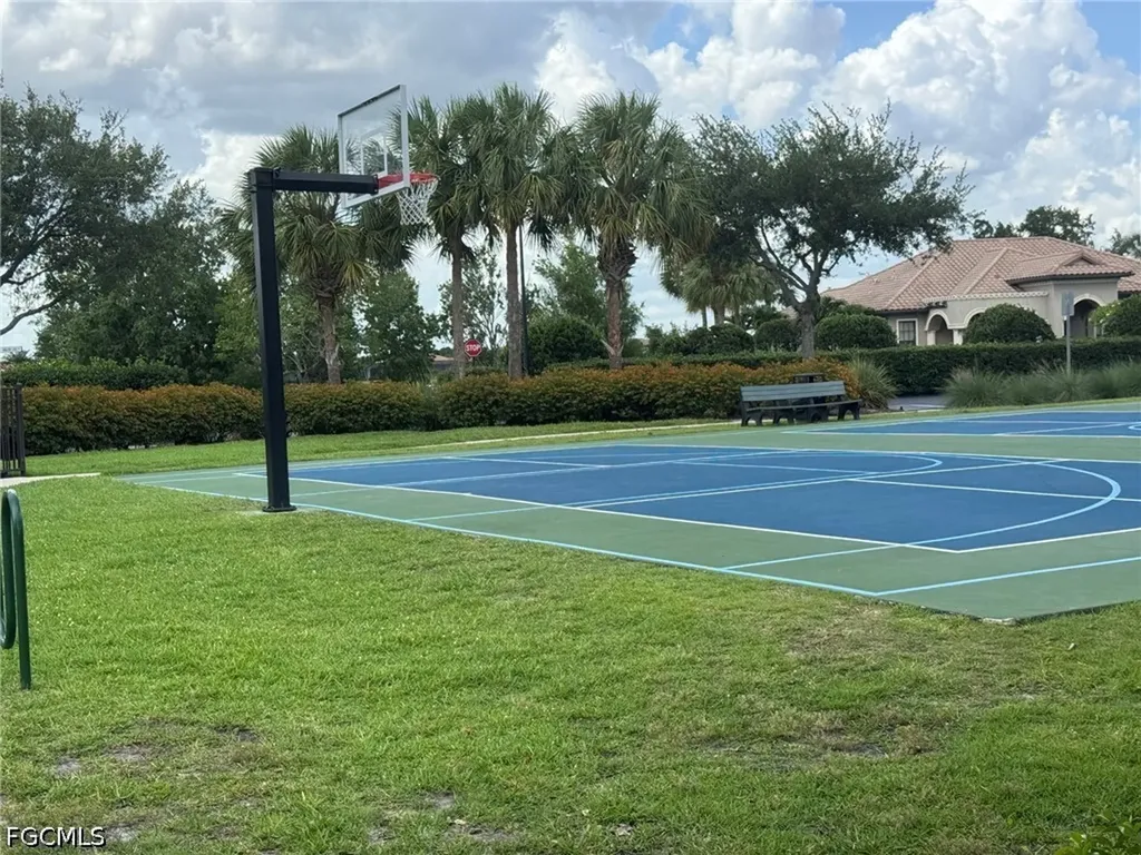 12482 Kentwood Avenue Fort Myers FL 33913