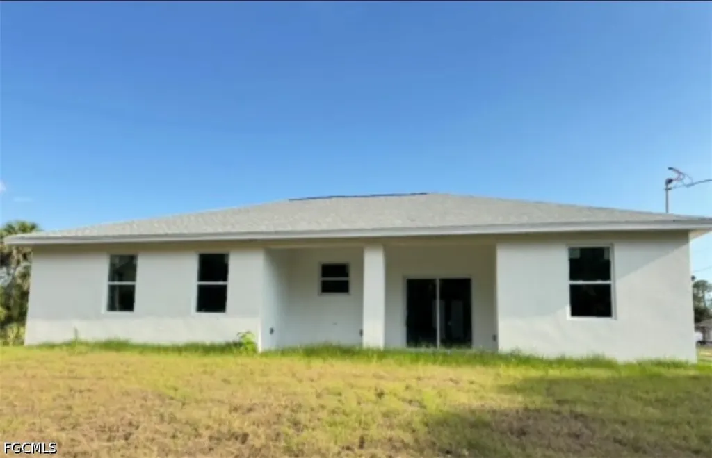 16 W 7th Street Lehigh Acres FL 33972
