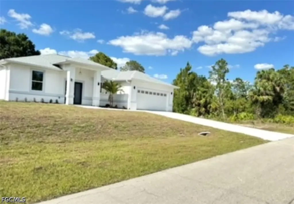 16 W 7th Street Lehigh Acres FL 33972
