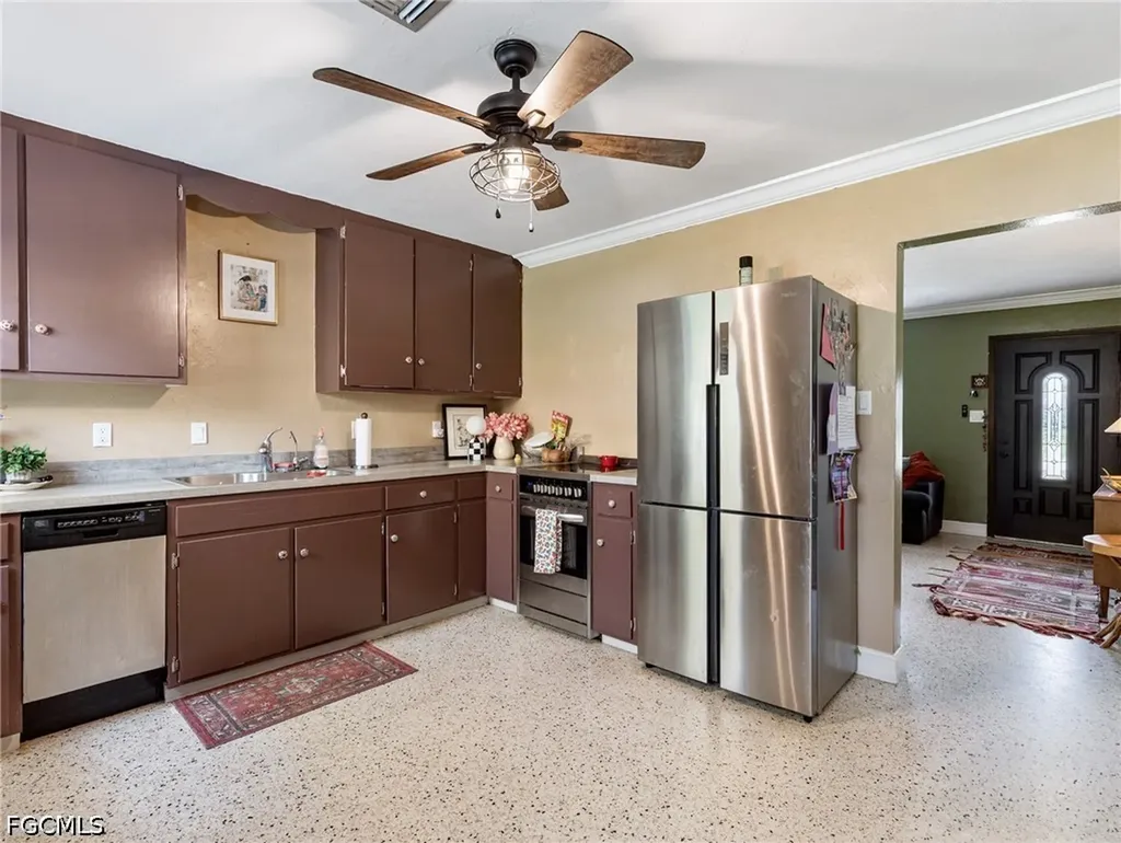 5521 Shaddelee Lane W Fort Myers FL 33919