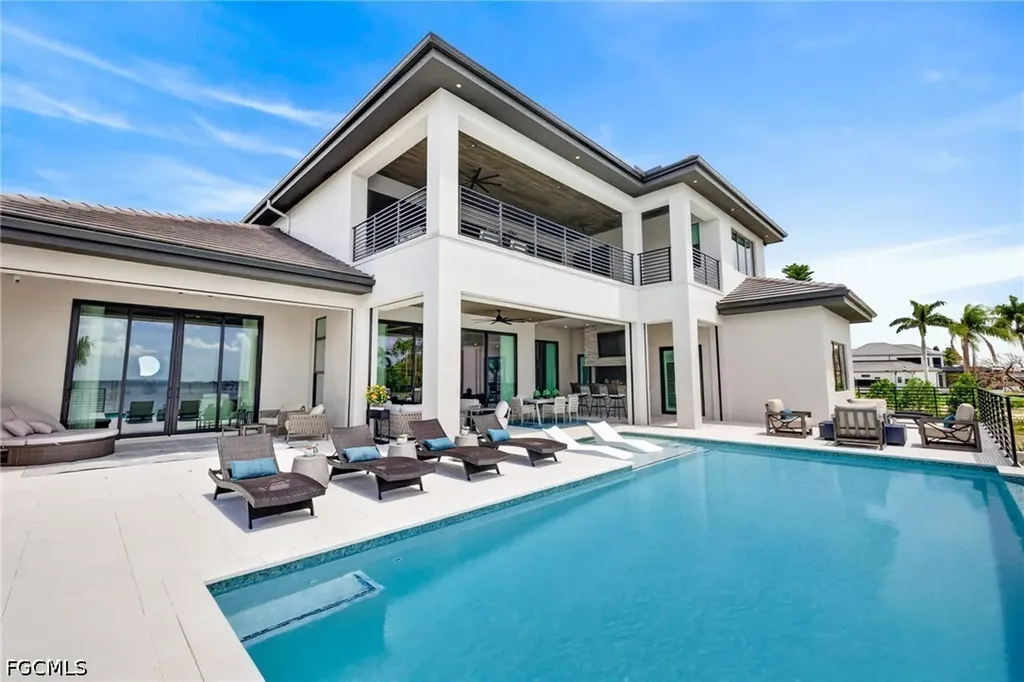 6924 Old Whiskey Creek Drive Fort Myers FL 33919