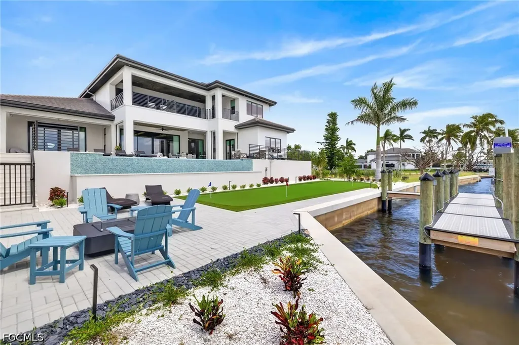 6924 Old Whiskey Creek Drive Fort Myers FL 33919
