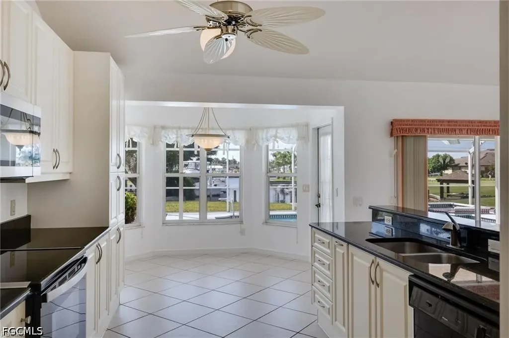 13376 Journeys Fort Myers FL 33905