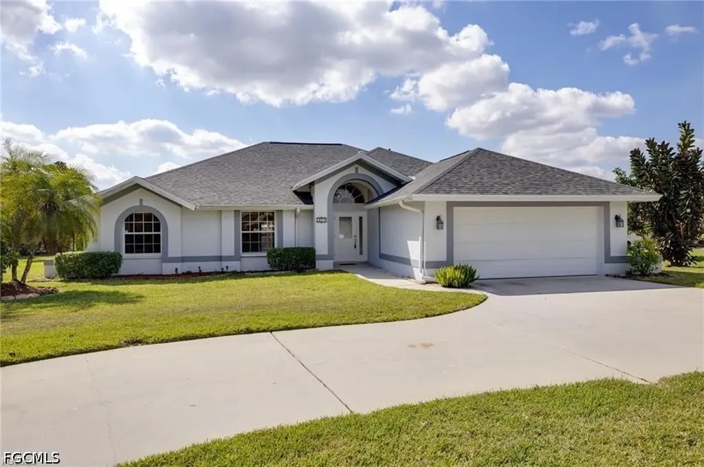 13376 Journeys Fort Myers FL 33905