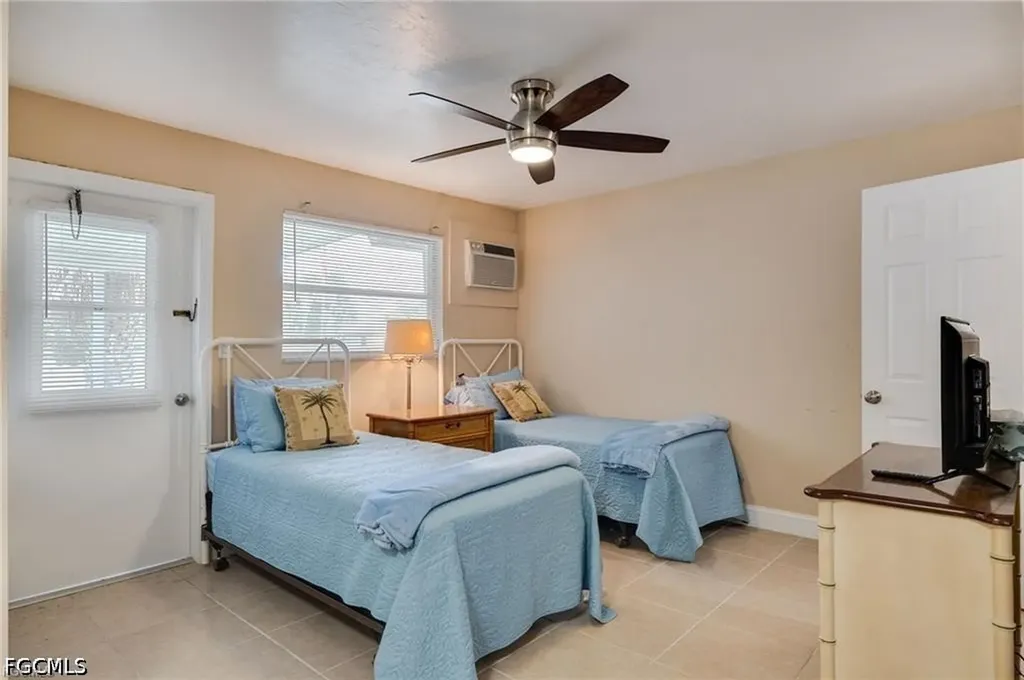 13376 Journeys Fort Myers FL 33905