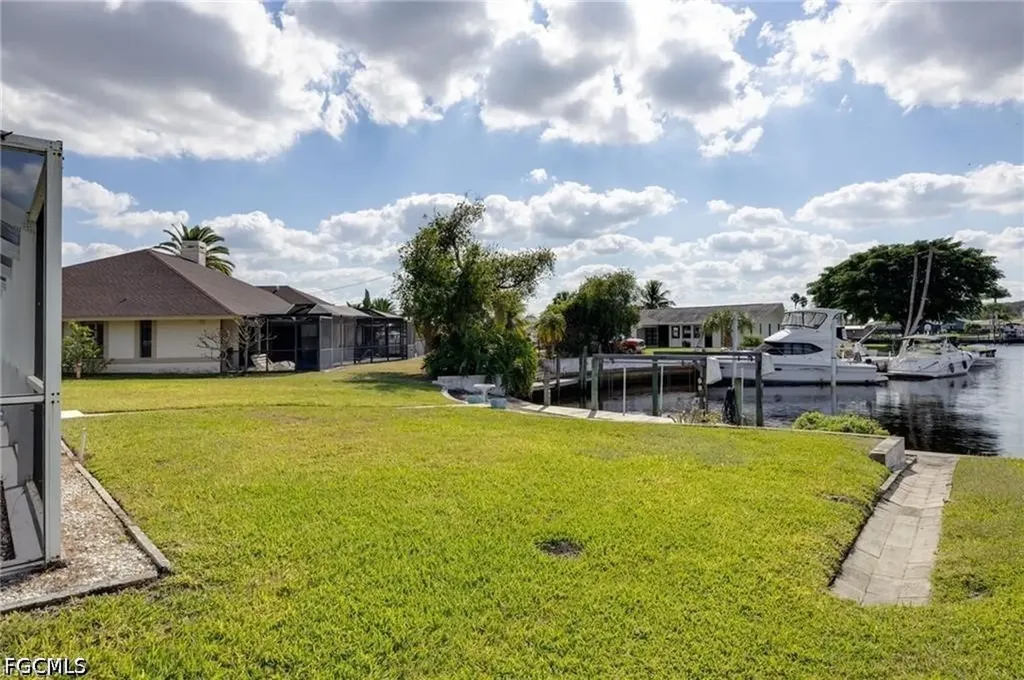 13376 Journeys Fort Myers FL 33905