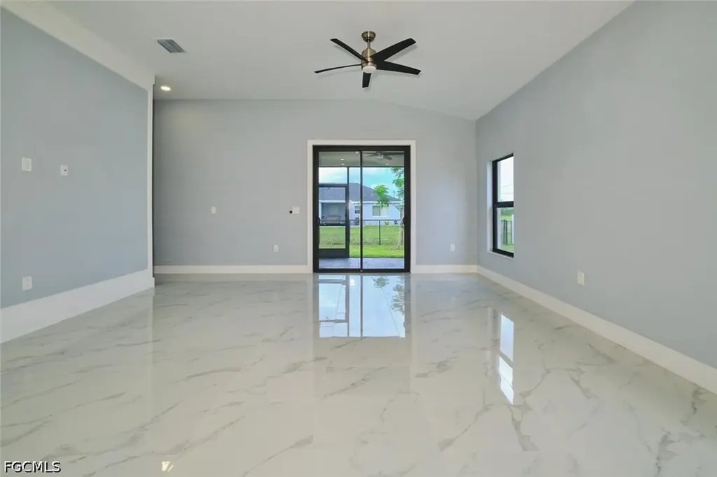 1918 SW 1st Street Cape Coral FL 33991