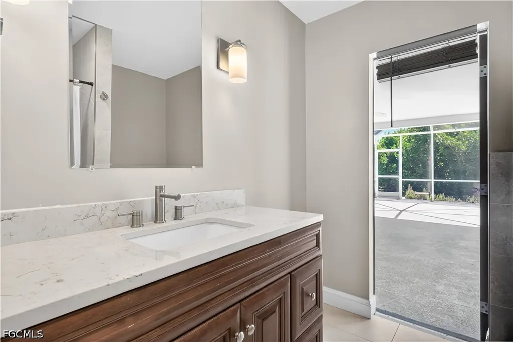 836 SW 18th Street Cape Coral FL 33991