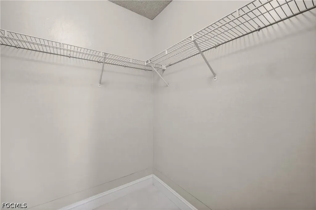 836 SW 18th Street Cape Coral FL 33991