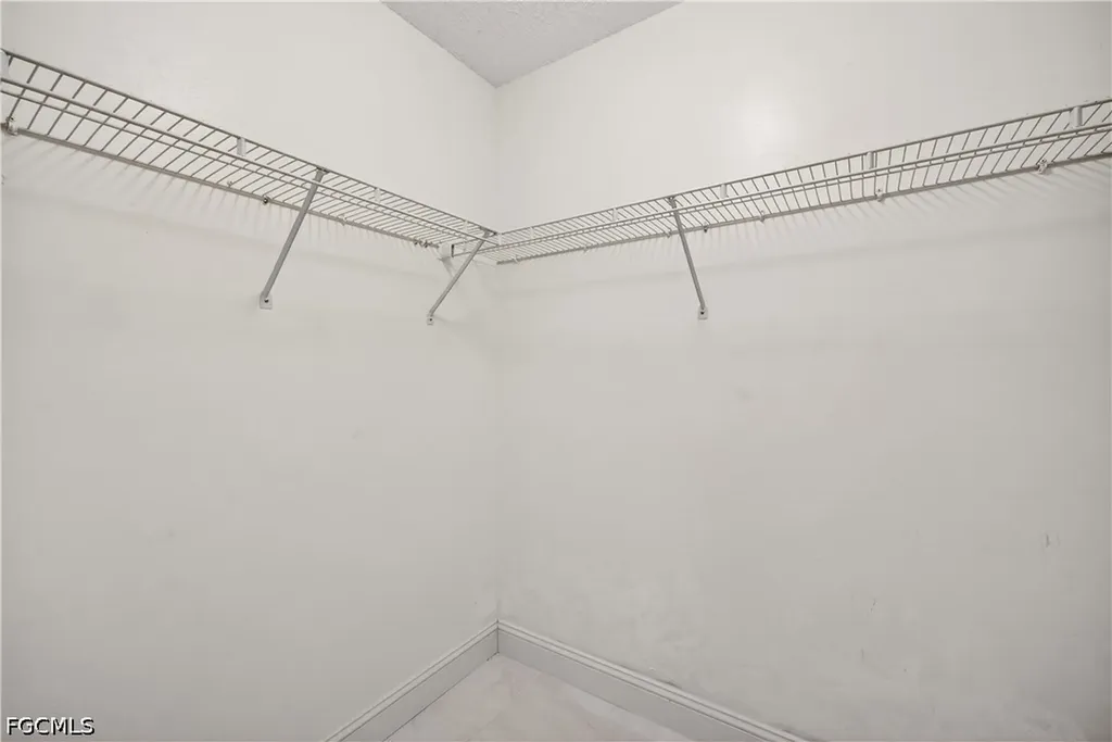 836 SW 18th Street Cape Coral FL 33991