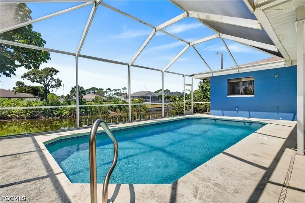 836 SW 18th Street Cape Coral FL 33991