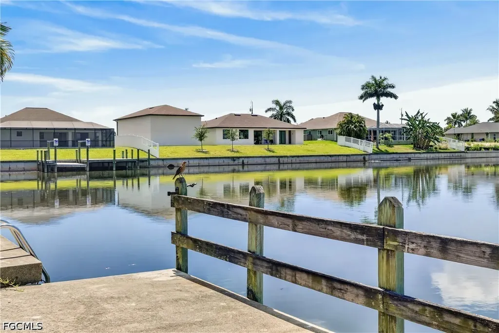 836 SW 18th Street Cape Coral FL 33991