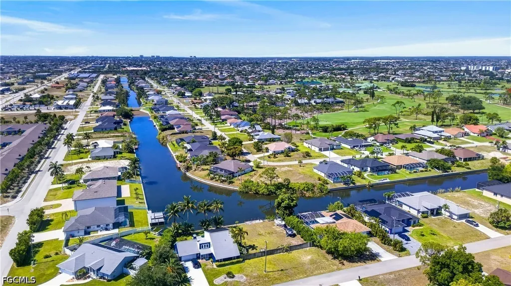 836 SW 18th Street Cape Coral FL 33991