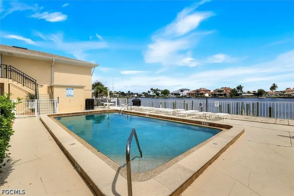 1714 Bikini Court Cape Coral FL 33904