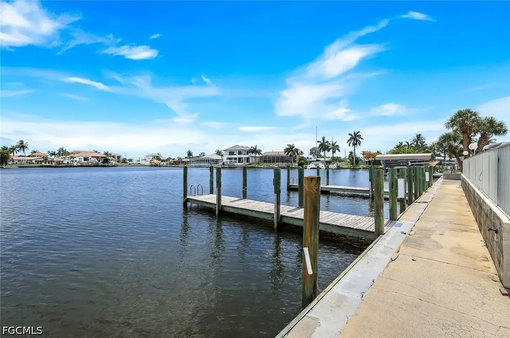 1714 Bikini Court Cape Coral FL 33904