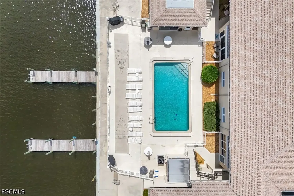 1714 Bikini Court Cape Coral FL 33904