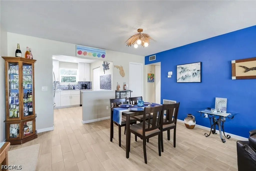 1714 Bikini Court Cape Coral FL 33904