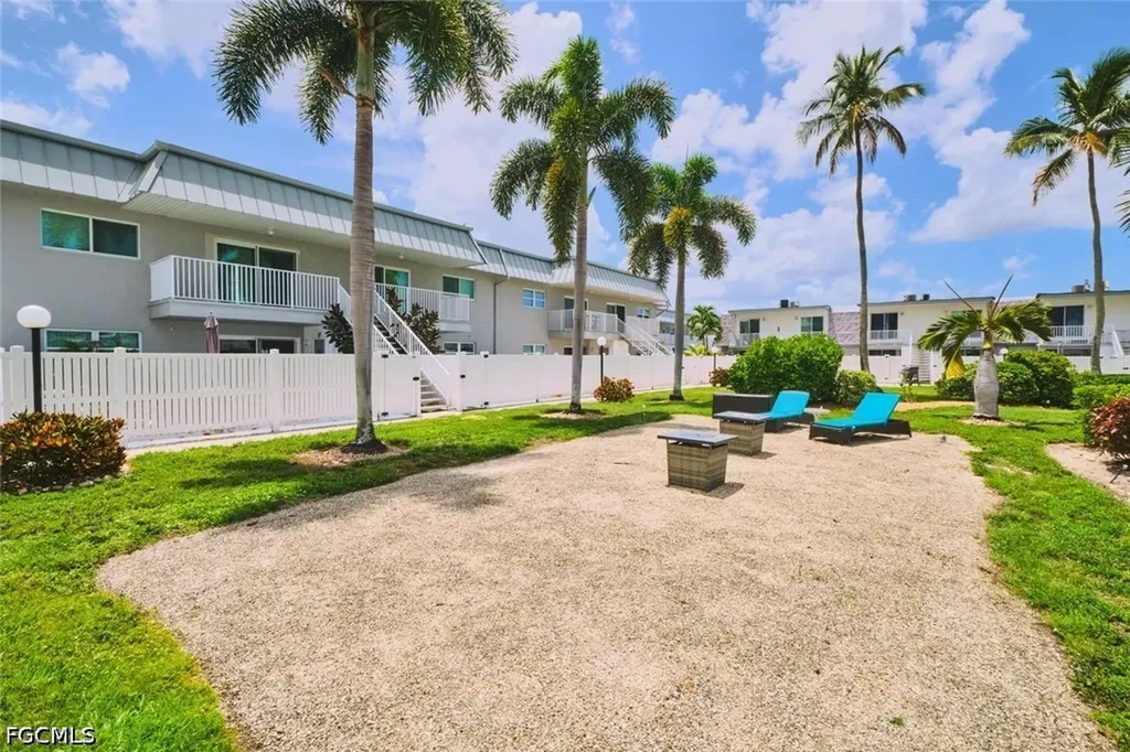 6777 Winkler Road Fort Myers FL 33919