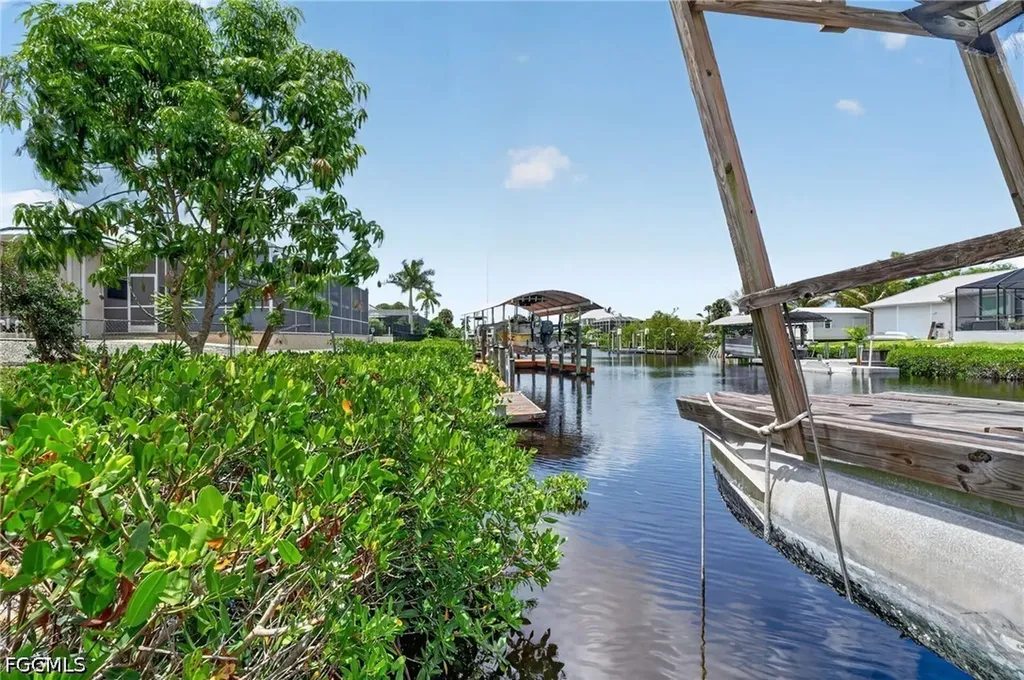 5330 Genesee Parkway Bokeelia FL 33922
