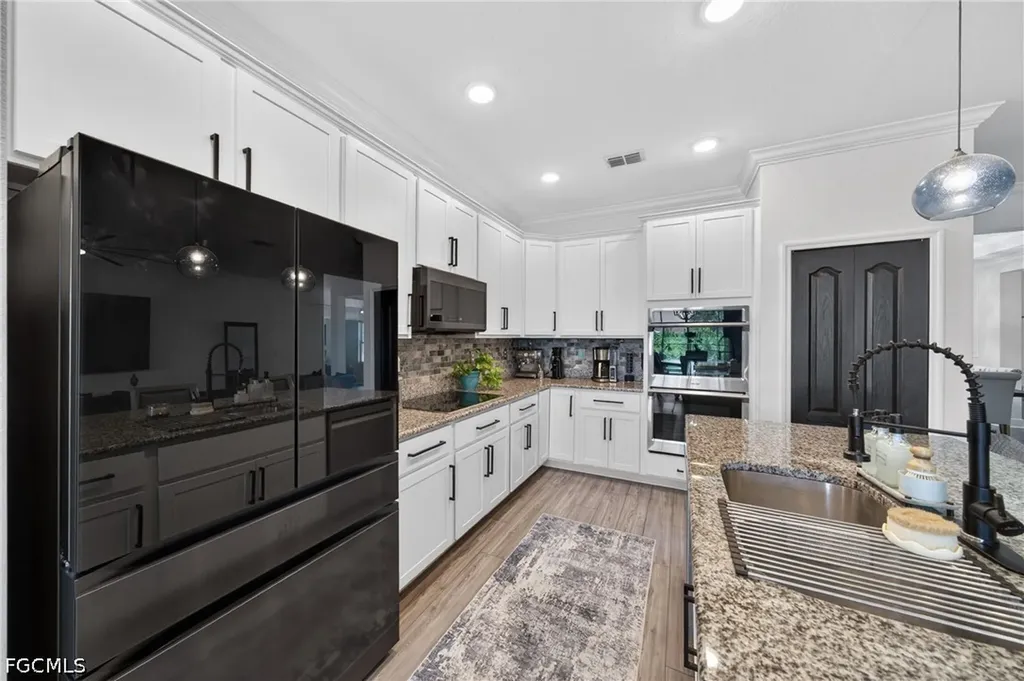 1321 NW 42nd Avenue Cape Coral FL 33993
