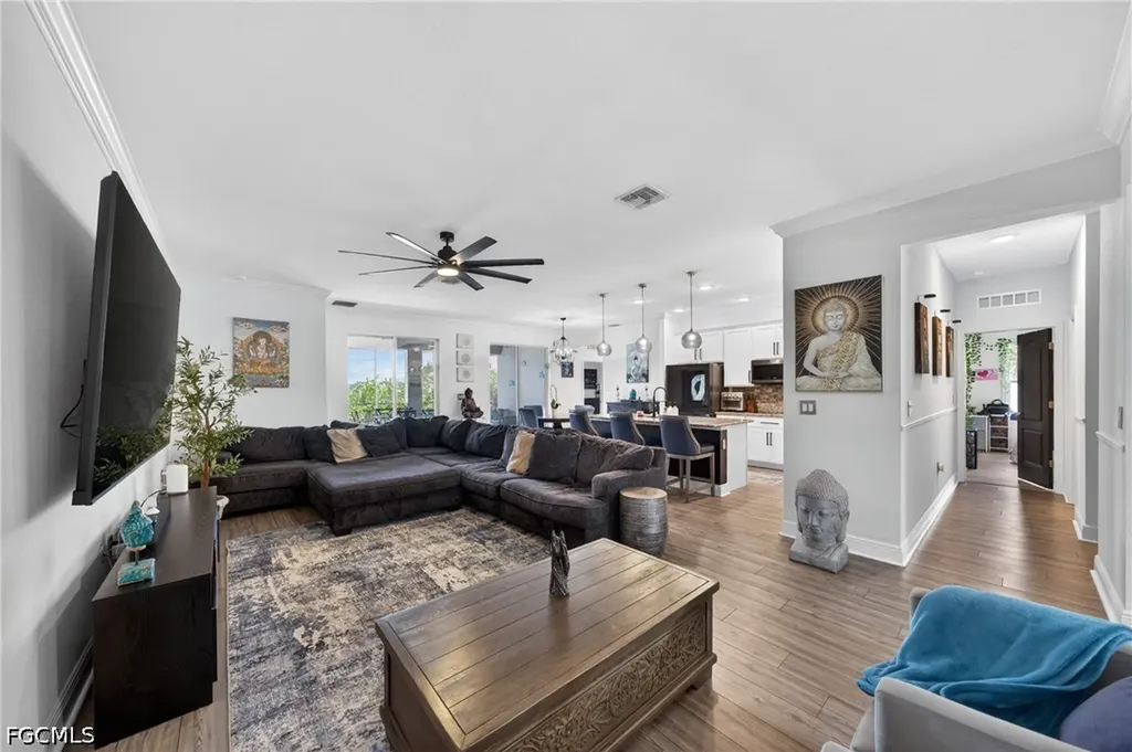 1321 NW 42nd Avenue Cape Coral FL 33993
