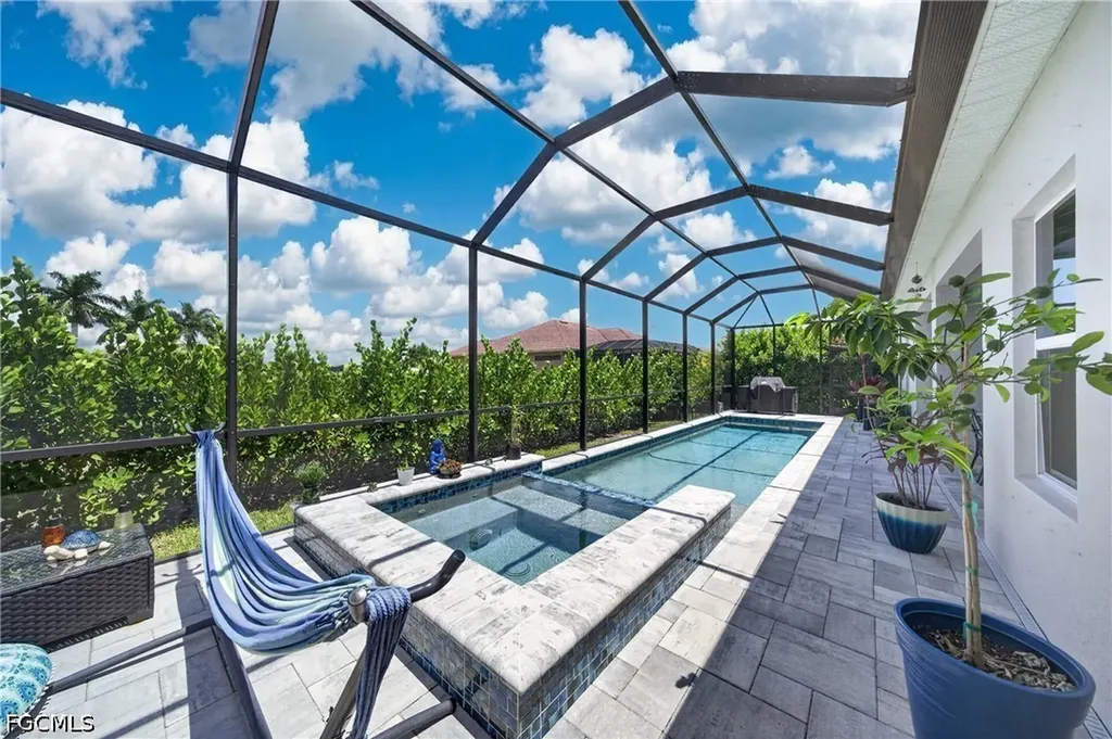 1321 NW 42nd Avenue Cape Coral FL 33993