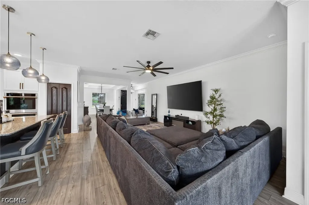 1321 NW 42nd Avenue Cape Coral FL 33993