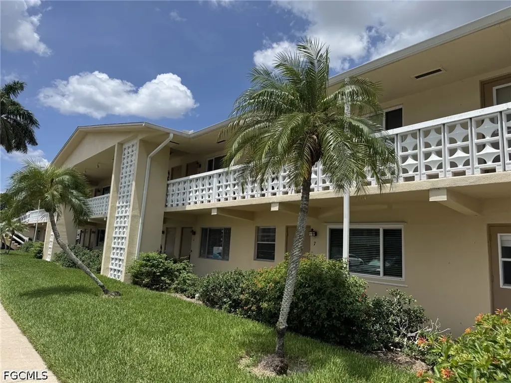 13151 Kings Point Drive Fort Myers FL 33919